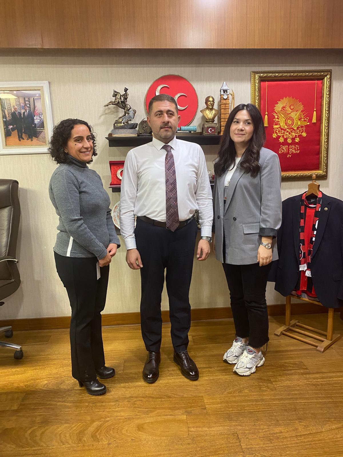 Mücadelemizin Kareleri: Sahadayız!